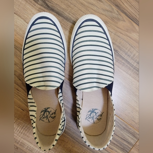 Roxy Women's Brayden Slip on Sneaker Shoe, size US 7.5 - Picture 3 of 6